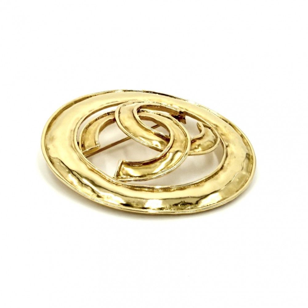 Chanel Brooch CC Logo Round Circle Vintage — view 3