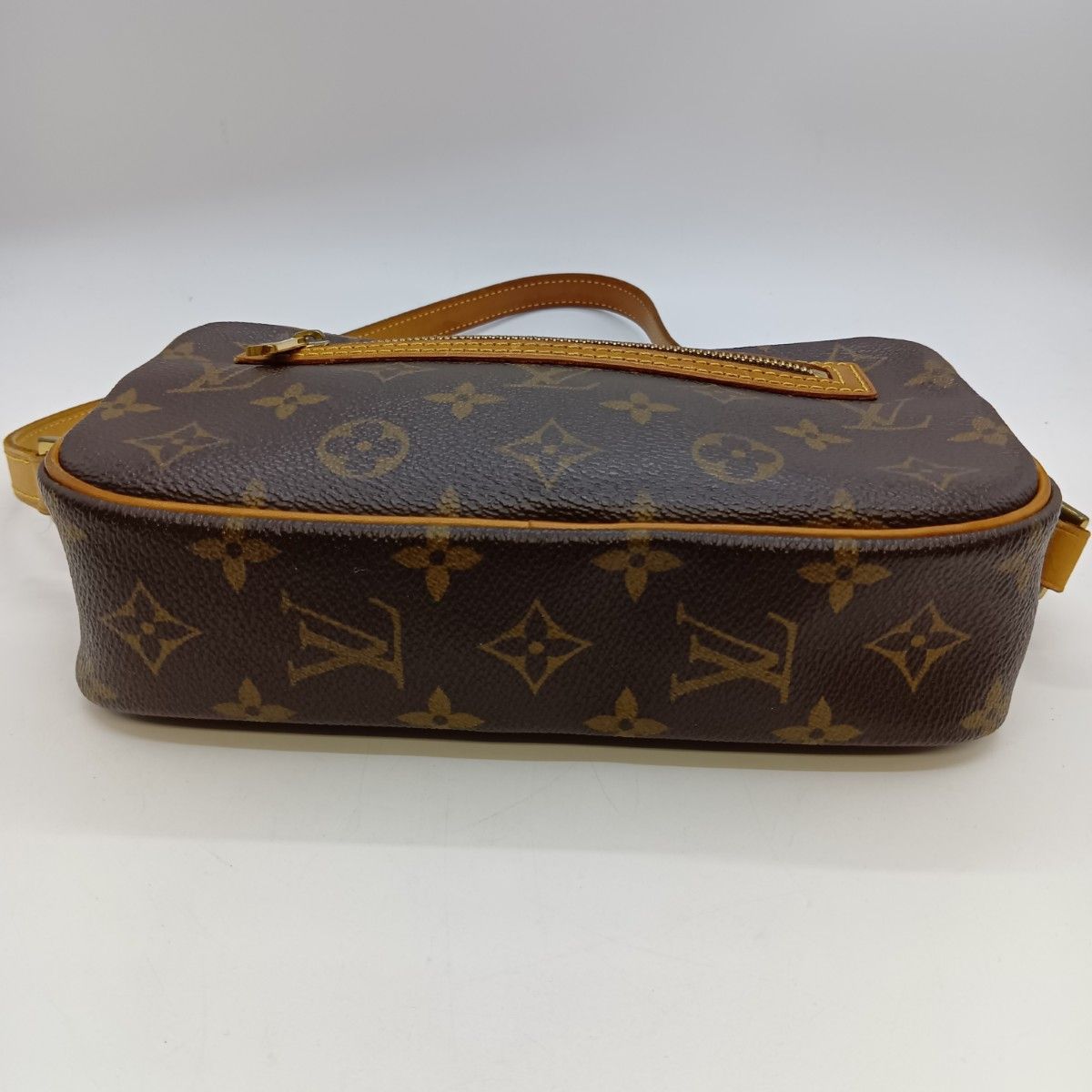 Louis Vuitton Monogram Pochette Cite Shoulder Bag Brown — view 3