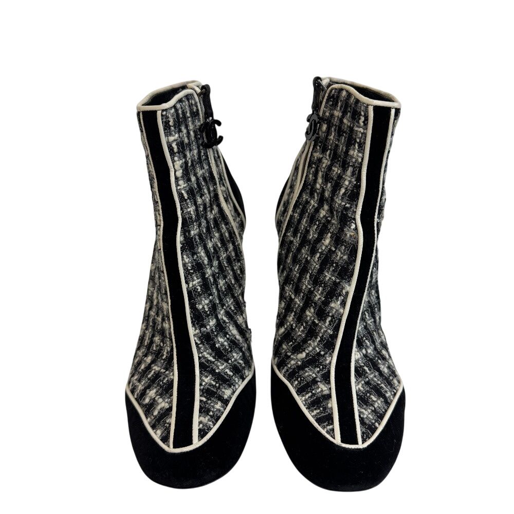 Chanel Short Boots Tweed — view 2