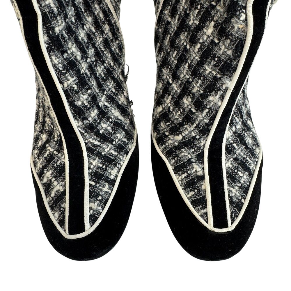 Chanel Short Boots Tweed — view 3