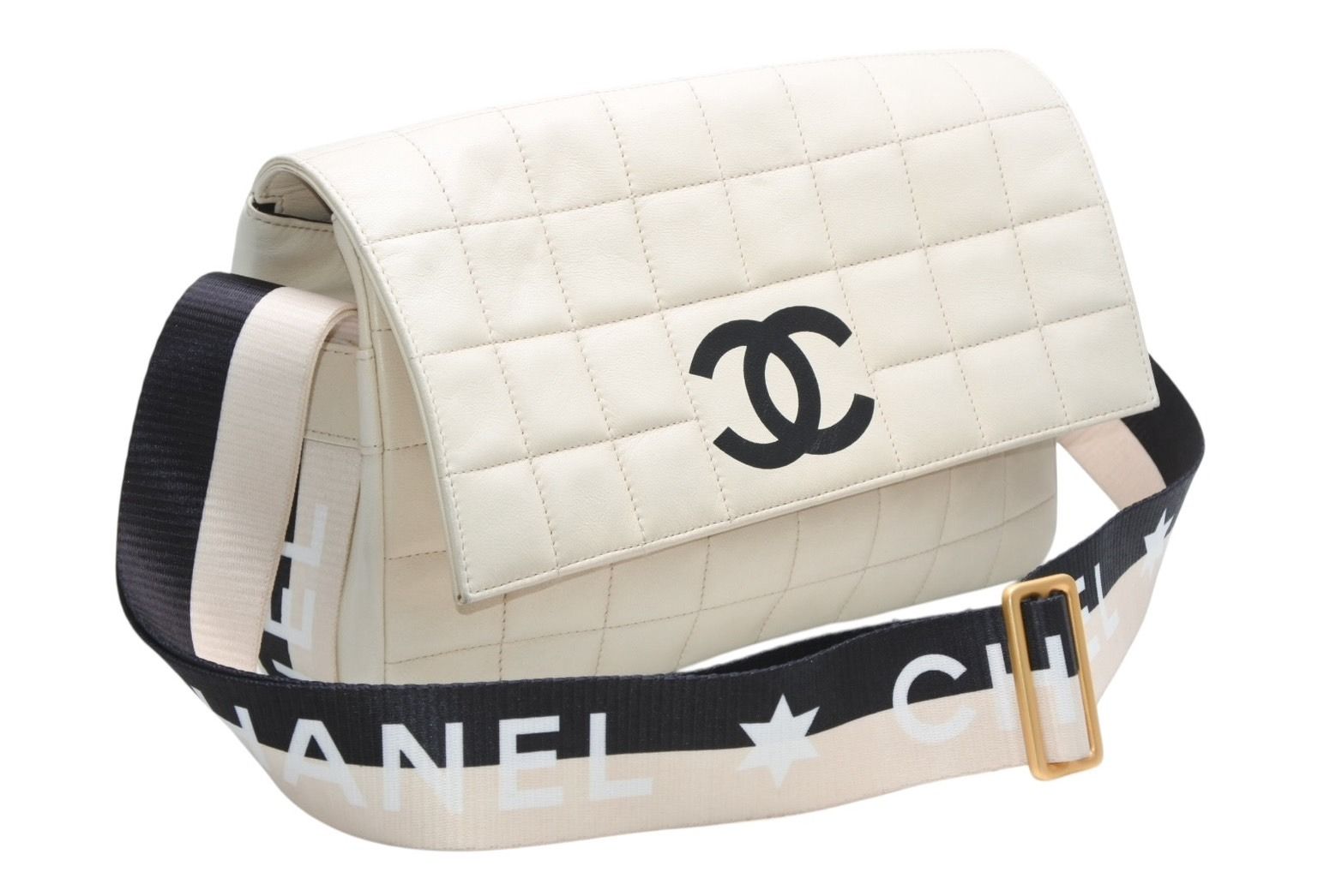Chanel Choco Bar Shoulder Bag CC Logo Lambskin Quilted Ivory Gold — view 2