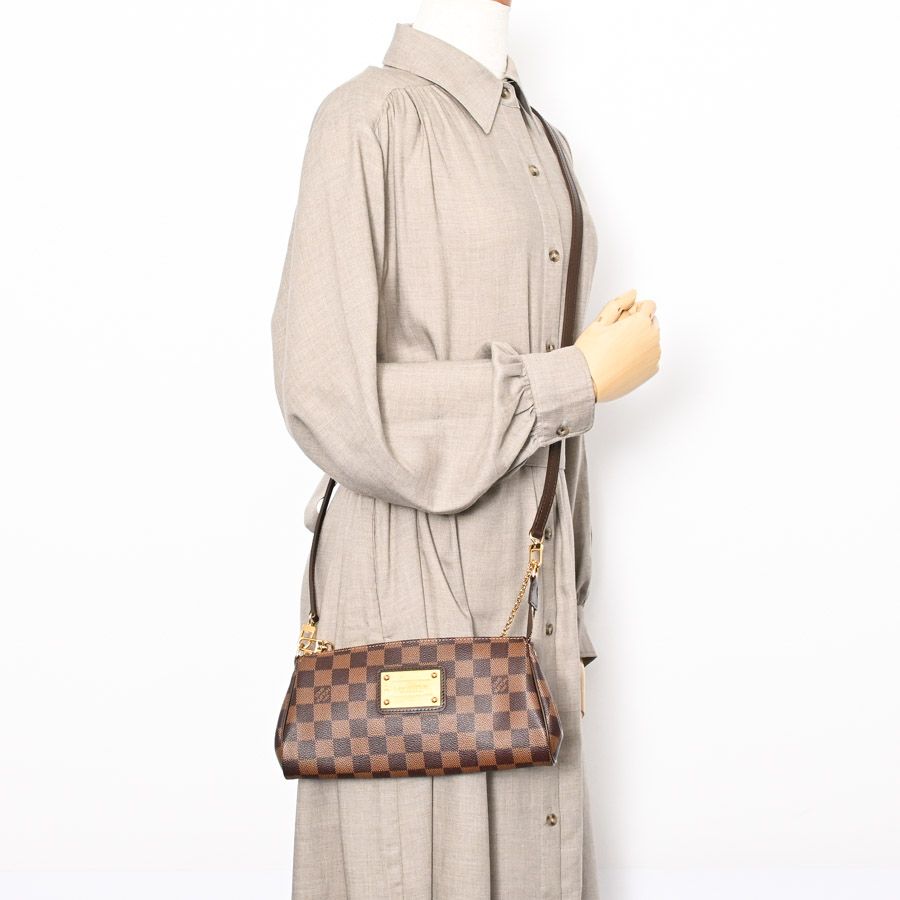 Louis Vuitton Shoulder Bag Brown — view 7