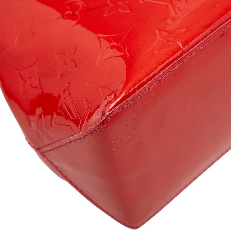 Louis Vuitton Monogram Vernis Wilshire PM Pomme D'amour Red Patent Handbag — view 7