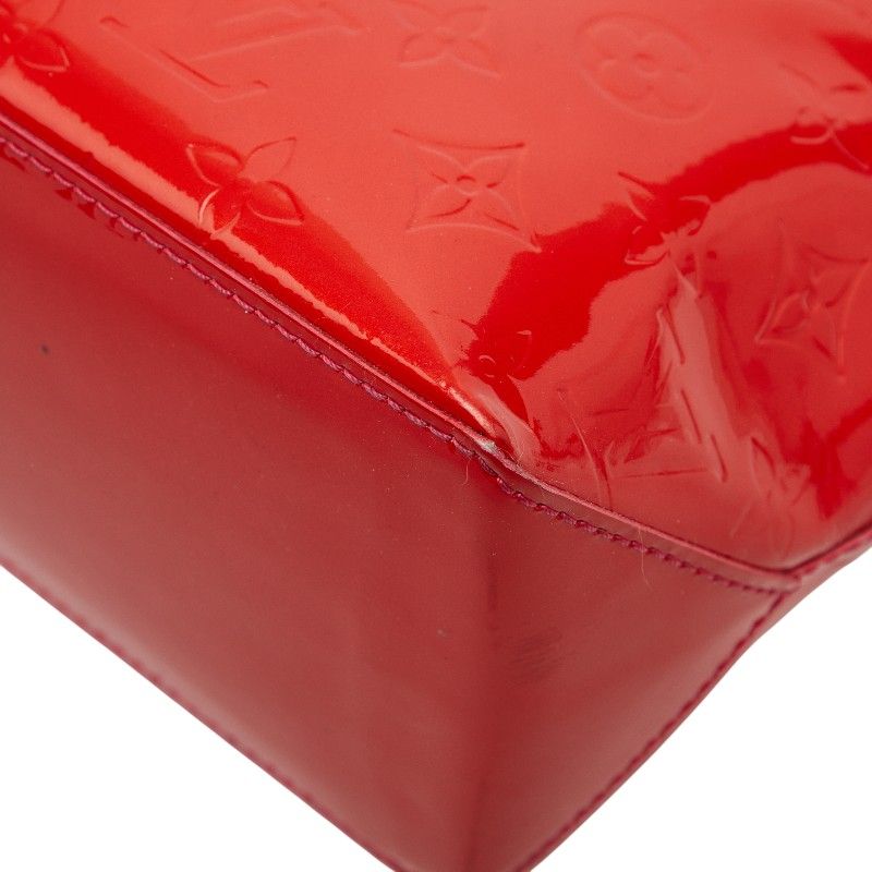 Louis Vuitton Monogram Vernis Wilshire PM Pomme D'amour Red Patent Handbag — view 6
