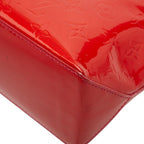 Louis Vuitton Monogram Vernis Wilshire PM Pomme D'amour Red Patent Handbag — view 6