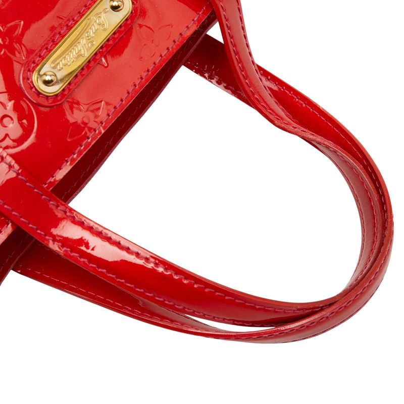 Louis Vuitton Monogram Vernis Wilshire PM Pomme D'amour Red Patent Handbag — view 8