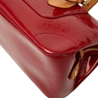 Louis Vuitton Monogram Vernis Rosewood Avenue Pomme D'amour Red Patent Handbag — view 6