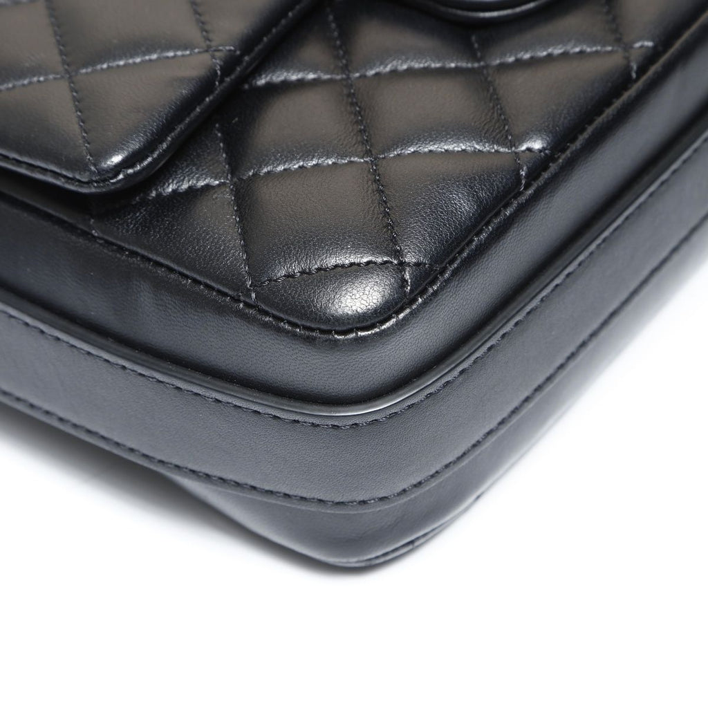 Chanel Shoulder Bag Frill Quilted Gold — view 6