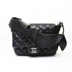 Chanel Shoulder Bag Frill Quilted Gold — view 2