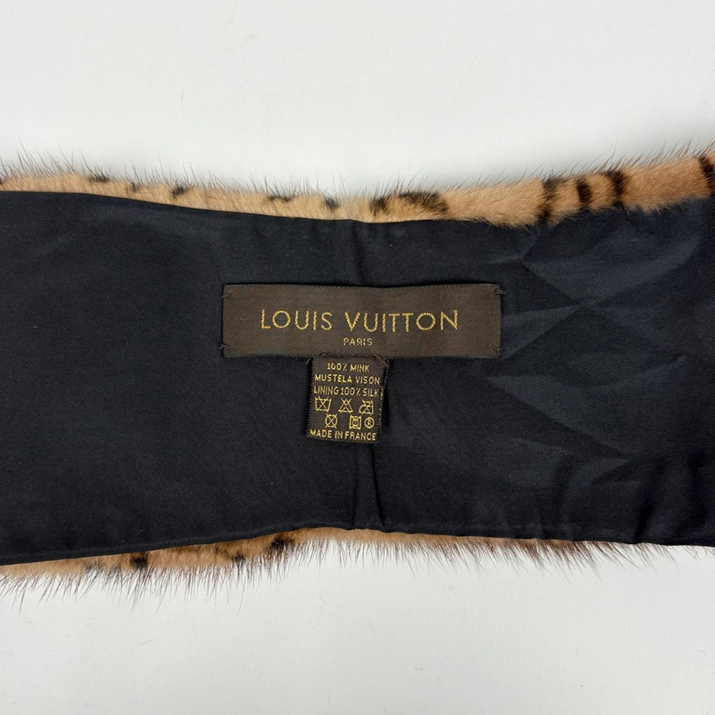 Louis Vuitton Flower Motif Scarf Echarpe Monogram — view 7