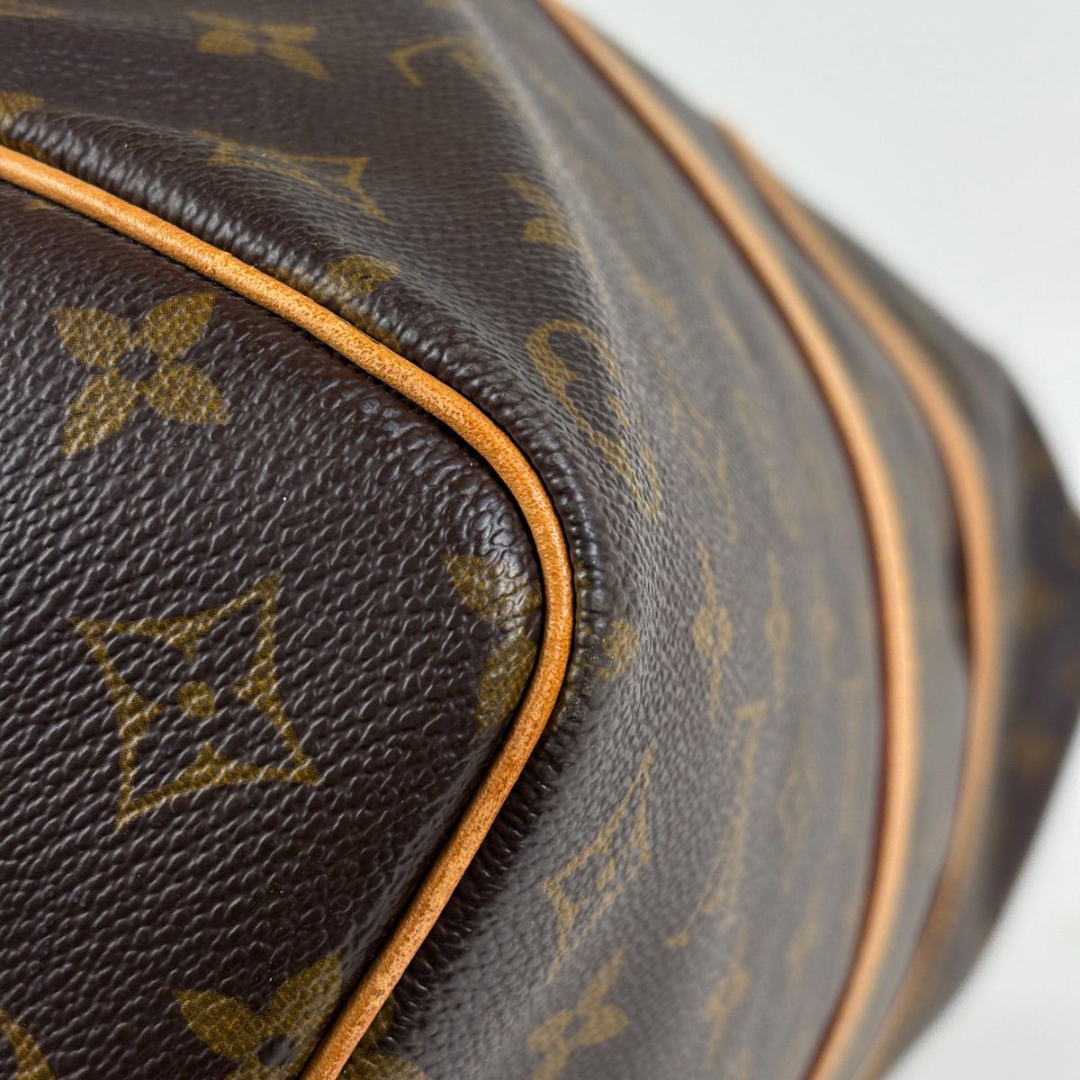 Louis Vuitton Keepall Bandouliere 50 Boston Bag Monogram Brown — view 3