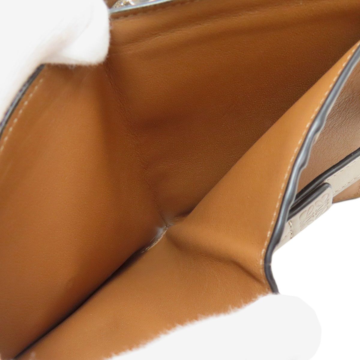 Loewe Vertical Bifold Wallet Leather Green X Brown — view 5