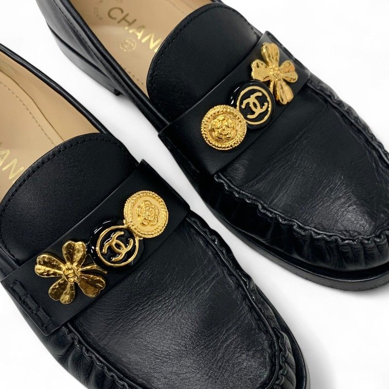 Chanel Loafers Shoes Leather Black Gold CC Logo Clover Coin Motif Flat — view 9