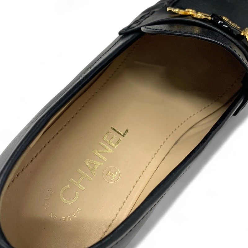 Chanel Loafers Shoes Leather Black Gold CC Logo Clover Coin Motif Flat — view 7