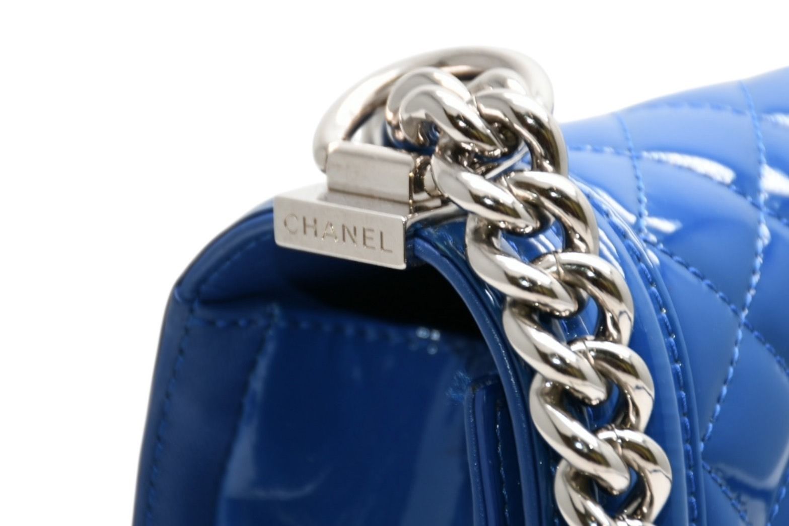 Chanel Boy Chain Shoulder Bag Patent Leather CC Logo Silver — view 4