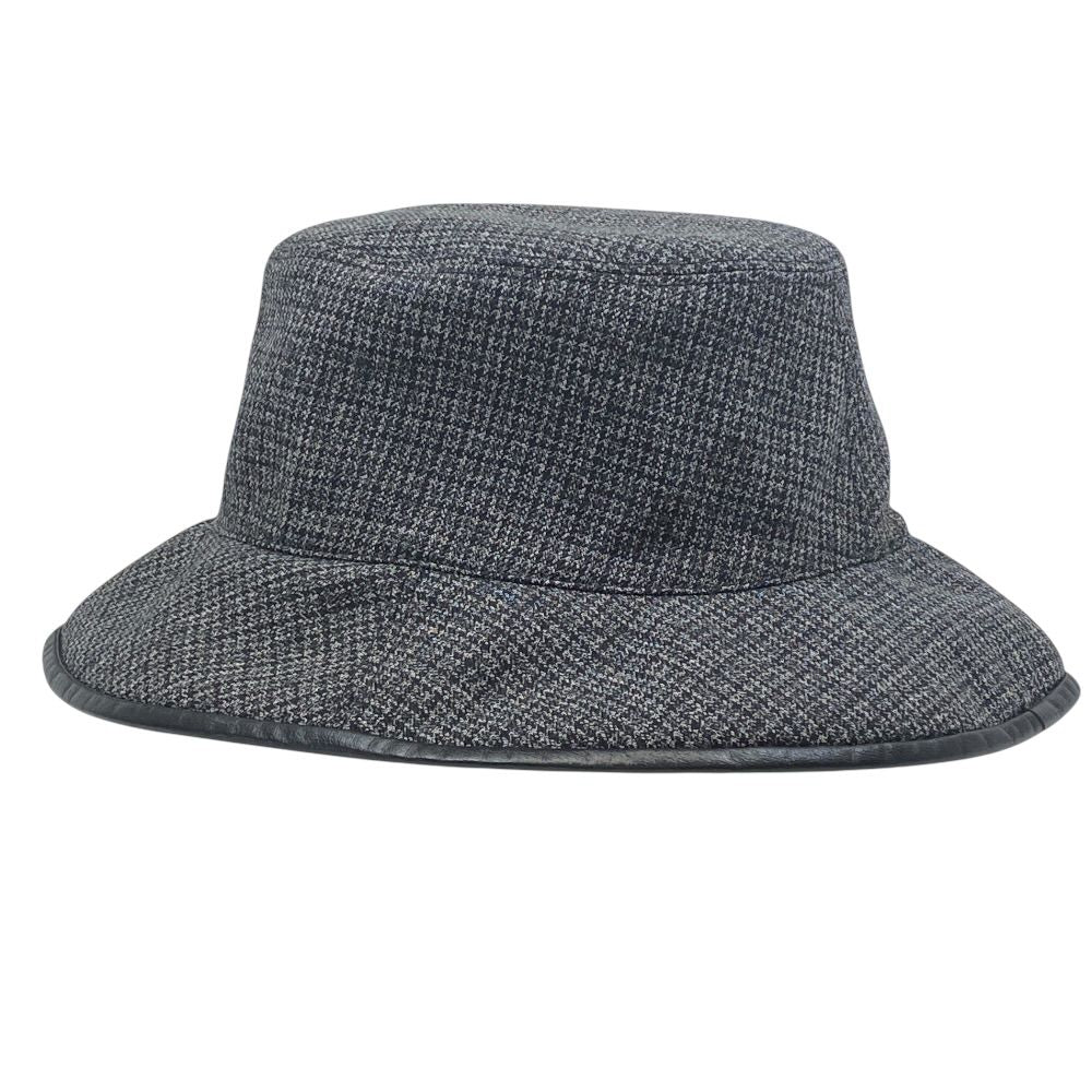 Gucci GG Plaid Reversible Bucket Hat Black Street Casual Trend — view 9