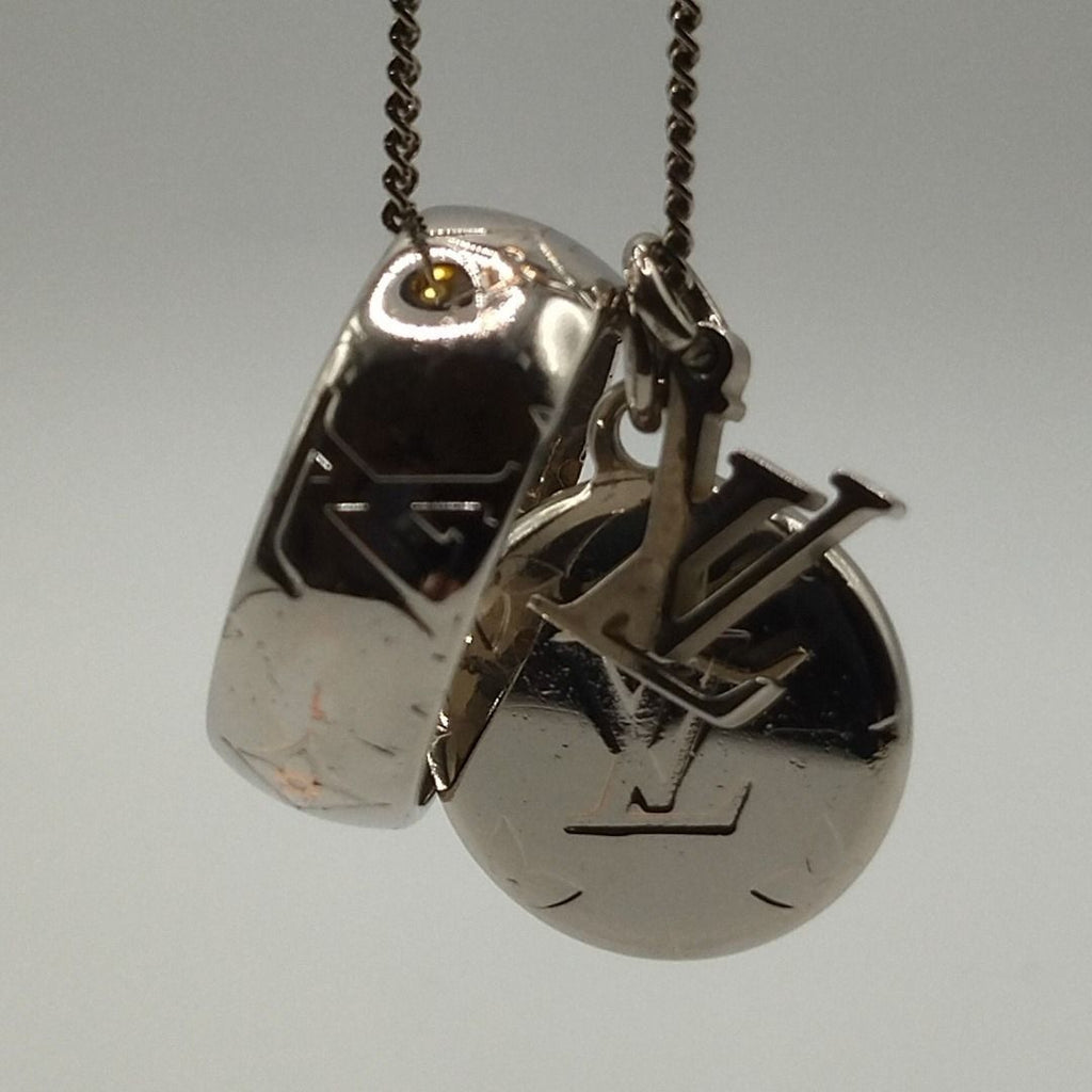 Louis Vuitton Monogram Ring Necklace Silver — view 2