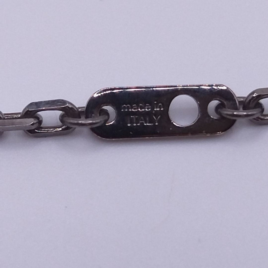 Louis Vuitton Pendant LV Pay Per Plain Necklace — view 6