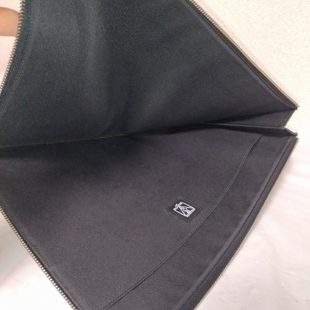 Louis Vuitton Pochette Jour GM America's Cup Clutch — view 8
