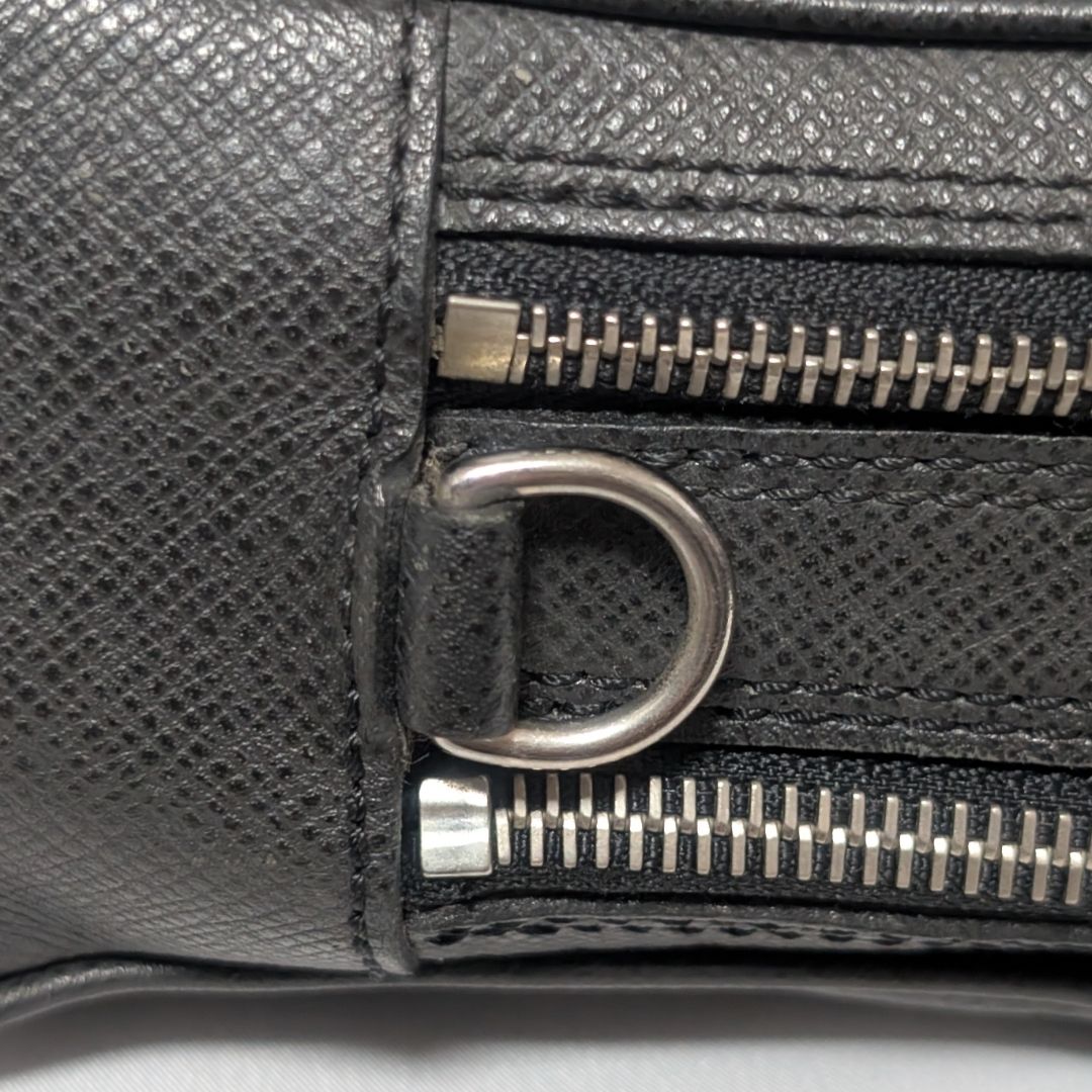Louis Vuitton Pavel Taiga Ardoise Clutch — view 6
