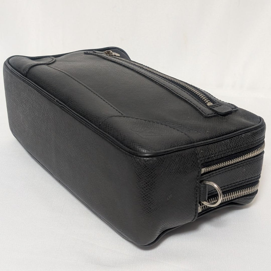 Louis Vuitton Pavel Taiga Ardoise Clutch — view 4