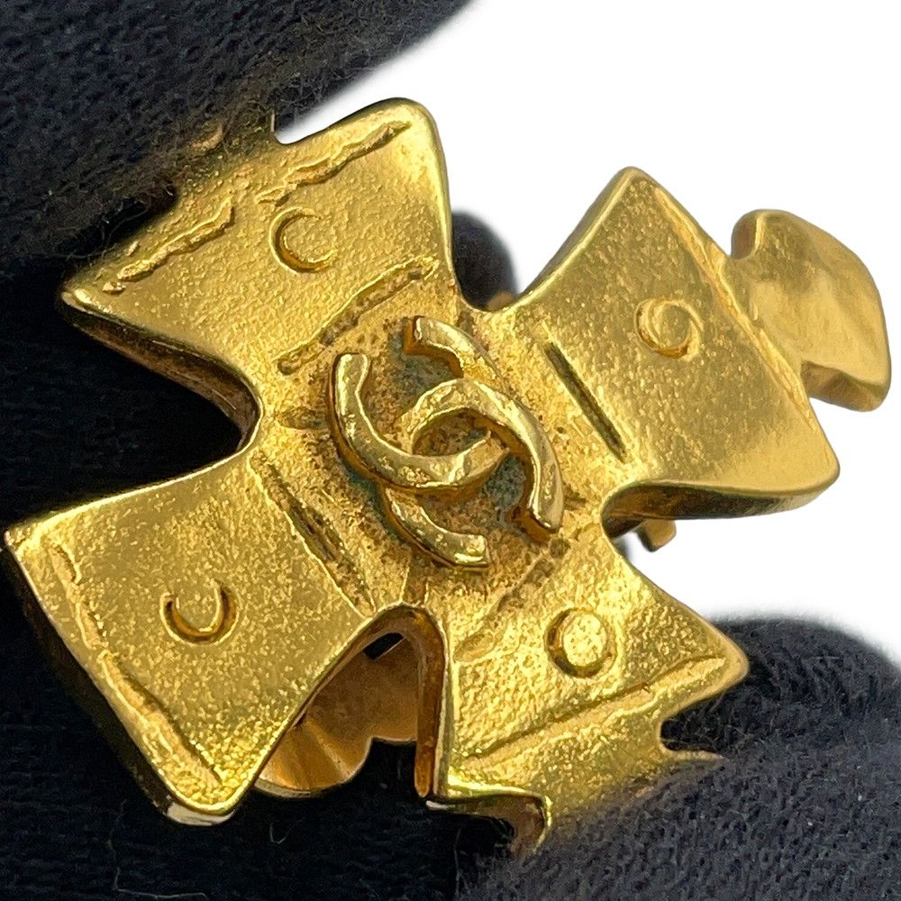 Chanel Earrings CC Logo Cross Metal — view 7