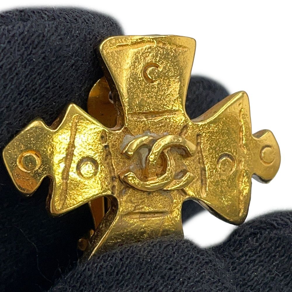 Chanel Earrings CC Logo Cross Metal — view 6