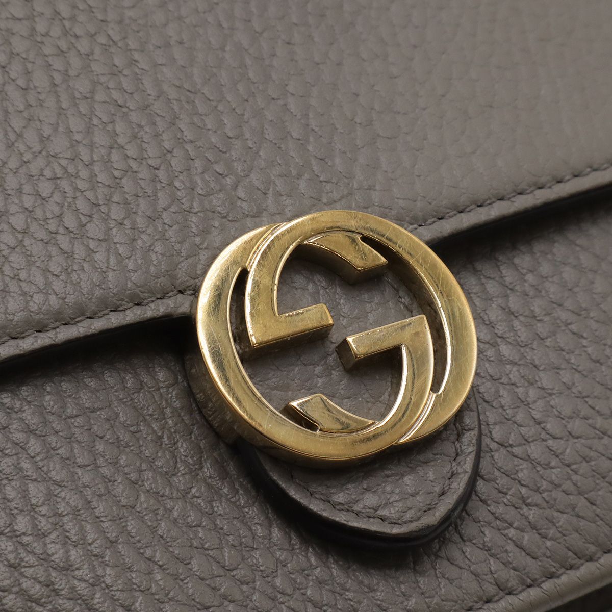 Gucci Interlocking Logo Chain Wallet Shoulder Bag 2-Way Clutch — view 4