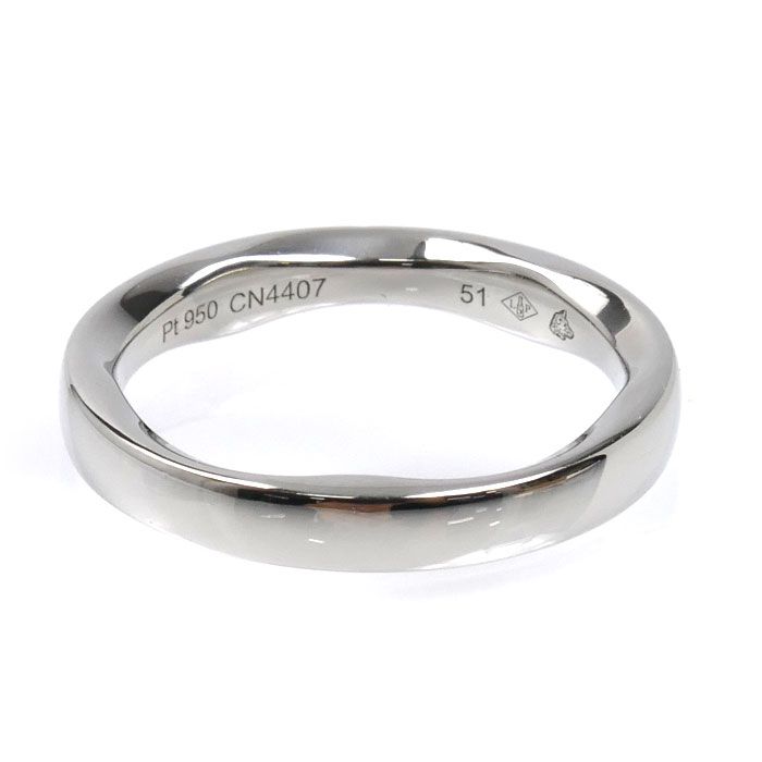 Chanel Camellia Collection Ring 51 — view 4