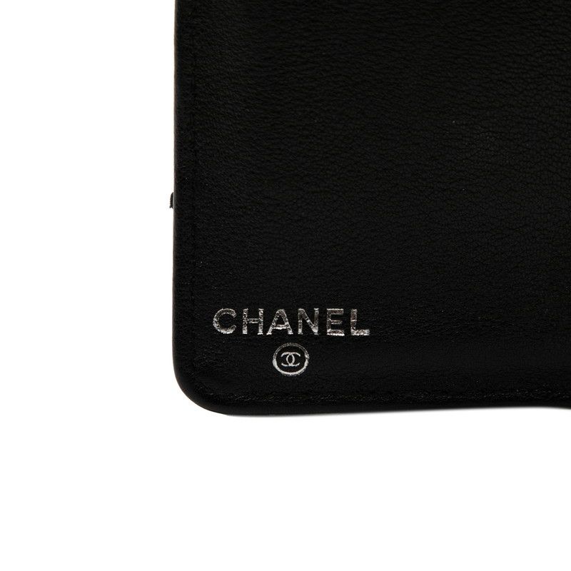 Chanel Stitch CC Logo Bifold Wallet Black Lambskin — view 5