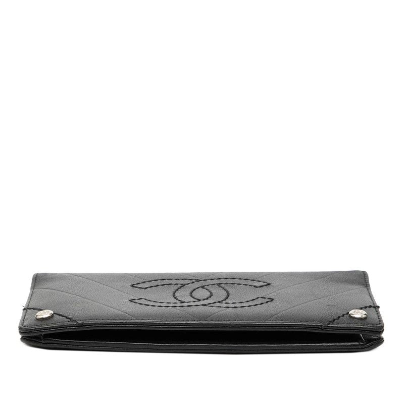 Chanel Stitch CC Logo Bifold Wallet Black Lambskin — view 3
