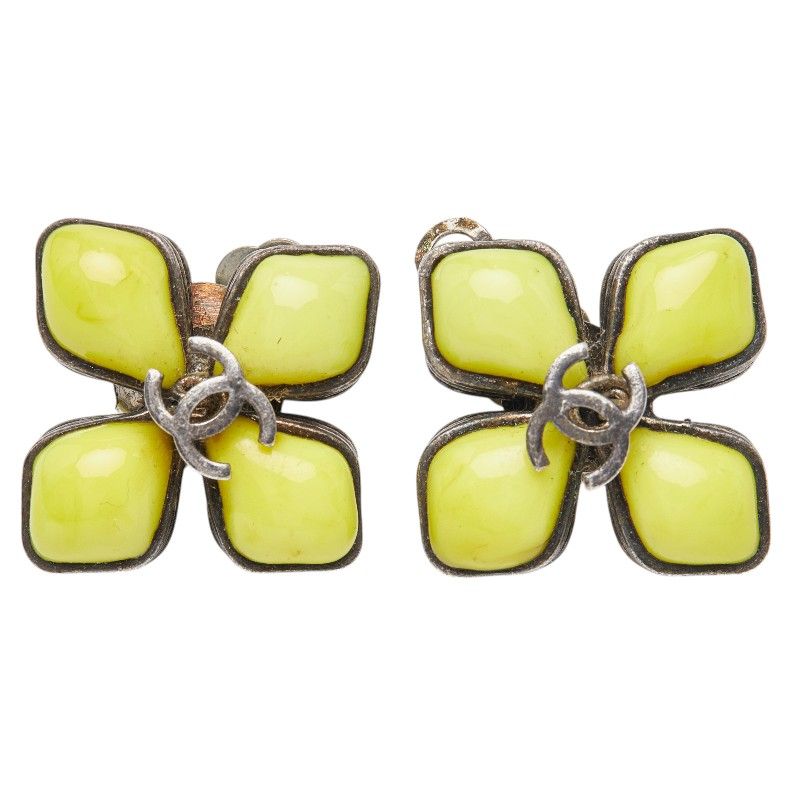 Chanel CC Logo Vintage Flower Motif Silver Yellow Metal Enamel Earrings — view 2