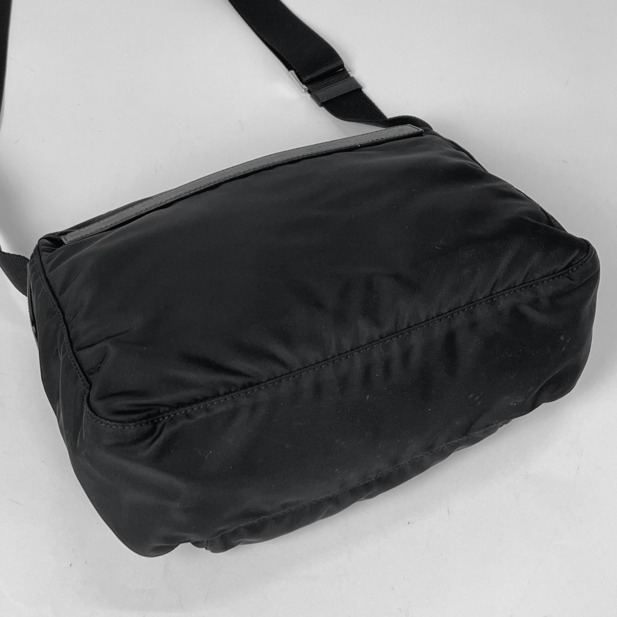 Prada Shoulder Bag Nylon Nero — view 2