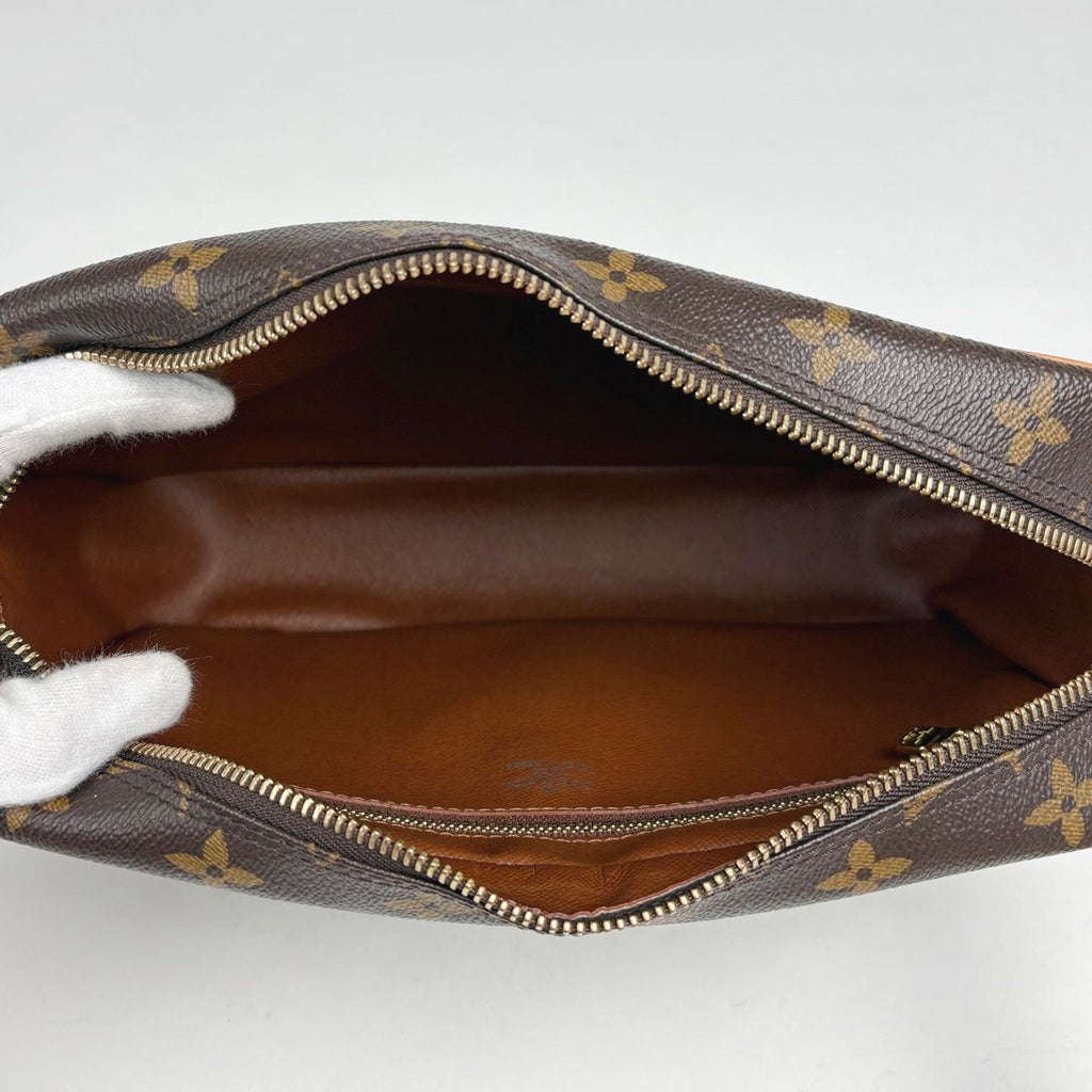 Louis Vuitton Trocadero 27 Shoulder Bag Monogram Brown — view 8