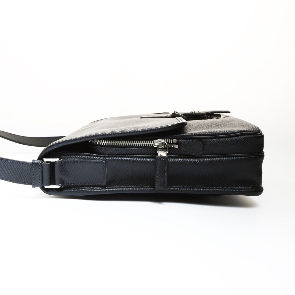 Prada Shoulder Bag Saffiano Leather — view 3