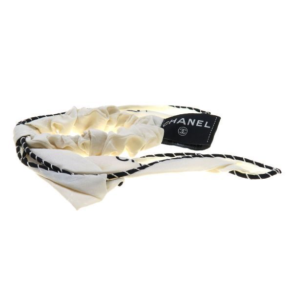 Chanel Shoulder Bag Silk — view 2