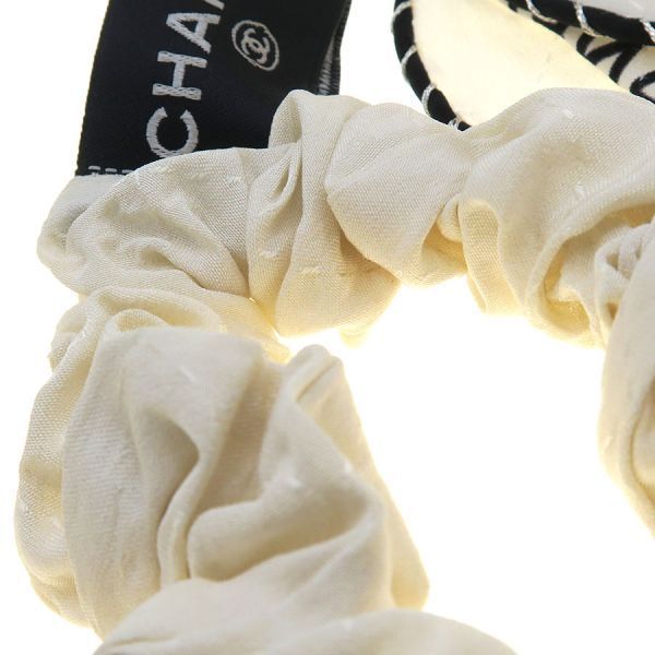 Chanel Shoulder Bag Silk — view 7