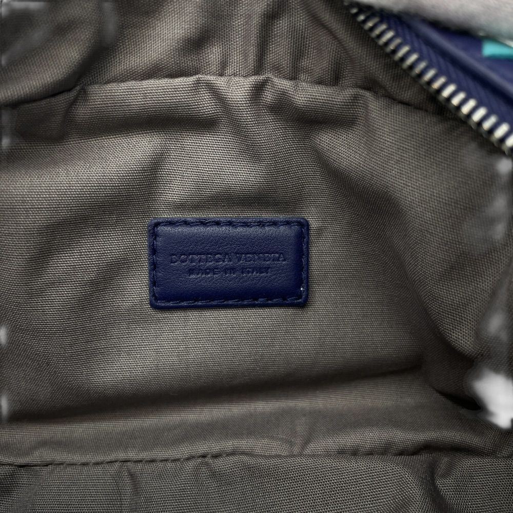 Bottega Veneta Intrecciato Leather Pouch Multi Case Cosmetic Navy Blue — view 7