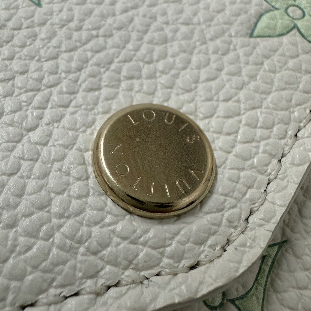 Louis Vuitton Wallet Monogram White Milky — view 6