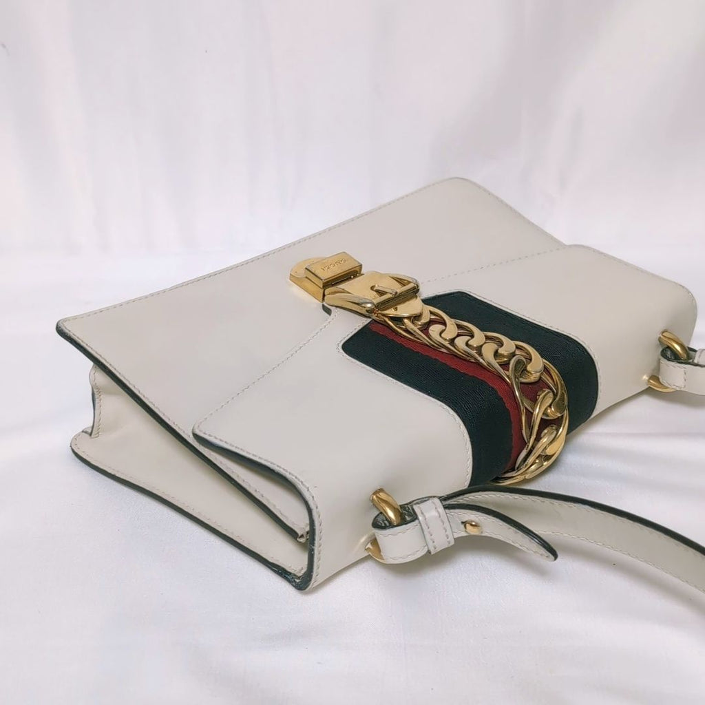 Gucci Sylvie Sherry Handbag — view 3