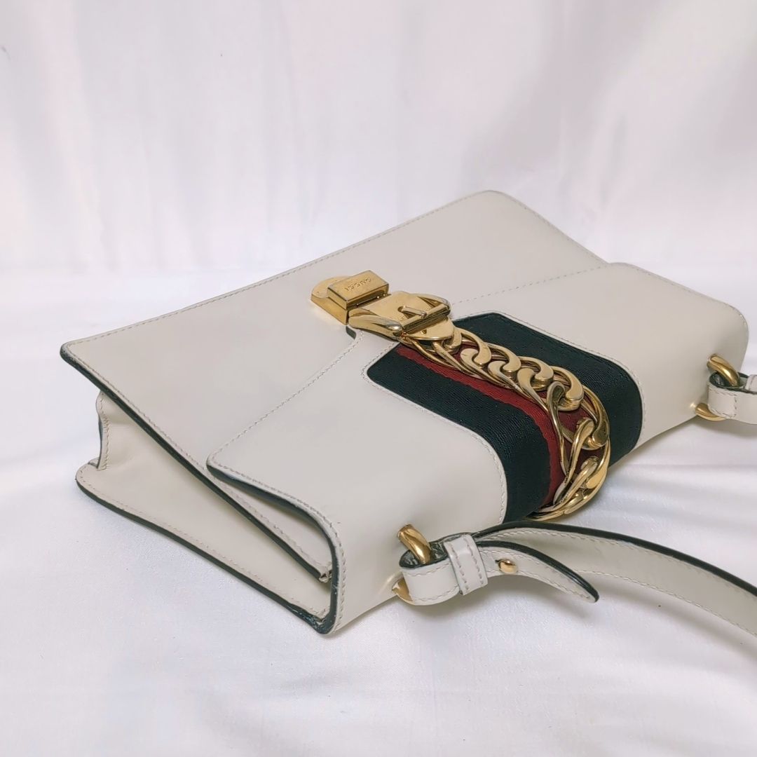 Gucci Sylvie Sherry Handbag — view 3