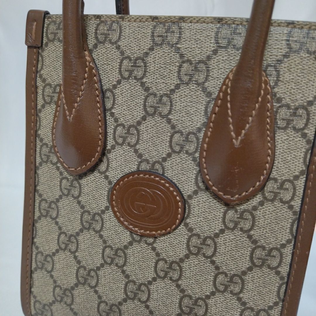 Gucci Appearance GG Supreme 2-Way Handbag — view 3