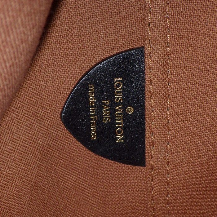 Louis Vuitton Shoulder Bag Atlantis BB Monogram Reverse Canvas Black — view 6