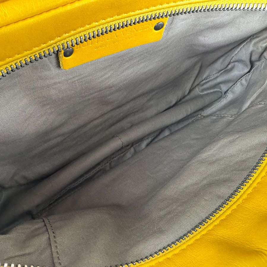 Bottega Veneta Waist Bag Leather — view 5