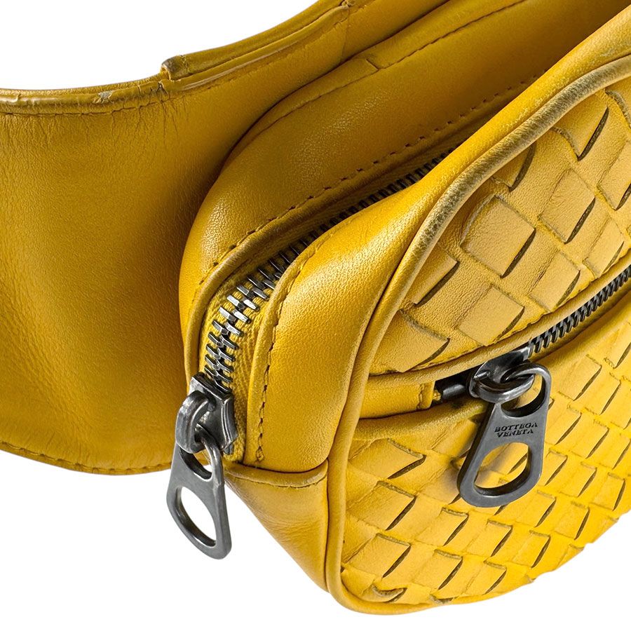 Bottega Veneta Waist Bag Leather — view 6