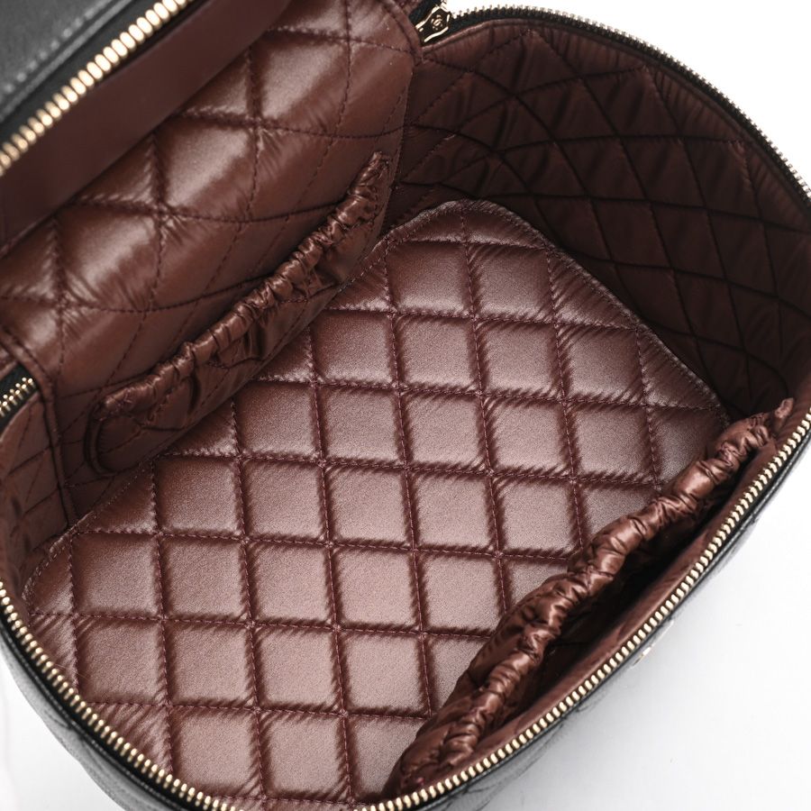 Chanel Handbag Classic Vanity Bag — view 4