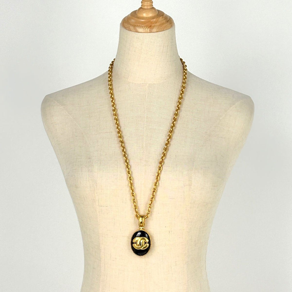 Chanel CC Logo Chain Necklace Long Color Stone Gold Plated Black — view 6