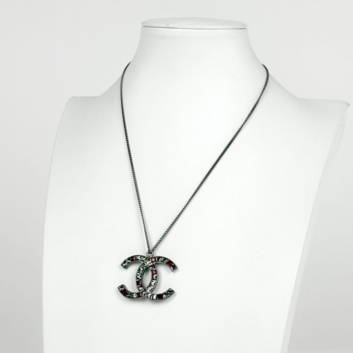 Chanel CC Logo Rhinestone Necklace Silver Plated — view 5