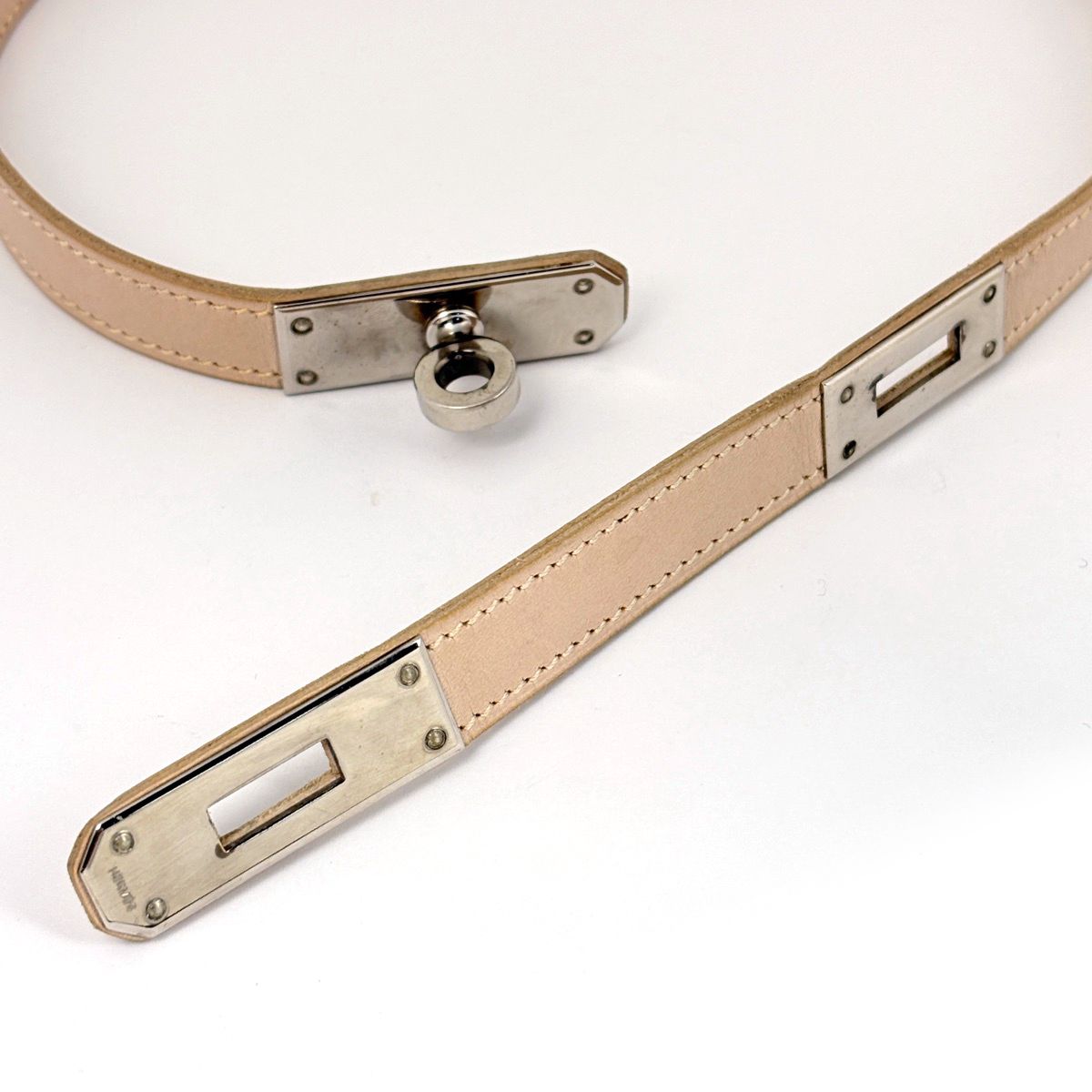 Hermes Kelly Choker Necklace Leather Metal Beige Silver — view 4