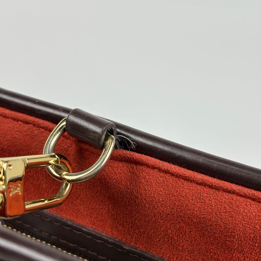 Louis Vuitton Manosque PM Shoulder Bag — view 6